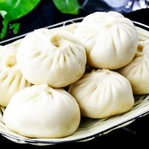 美味的牛肉洋葱馅包子的做法