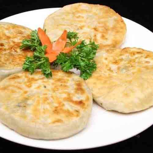 美味的芹菜猪肉馅饼的做法