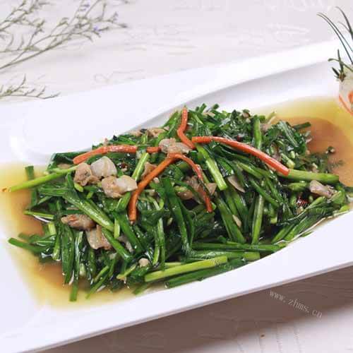 家常猪肉炒韭菜