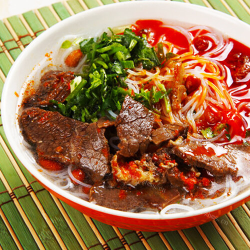 美味的牛肉米线
