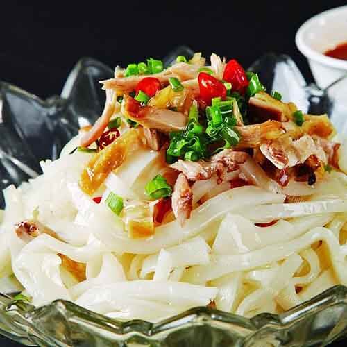 美味麻辣鸡丝面