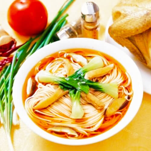 美味鸡肉面的做法