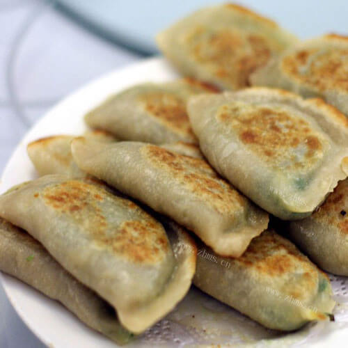 好吃的猪肉韭菜馅饼的做法