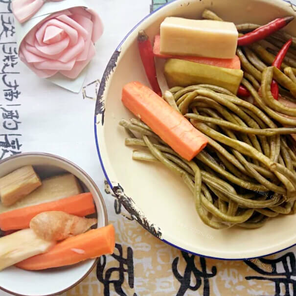 爽口的四川泡菜的做法