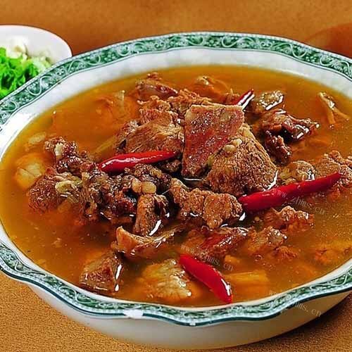 美味的枸杞羊肉汤的做法