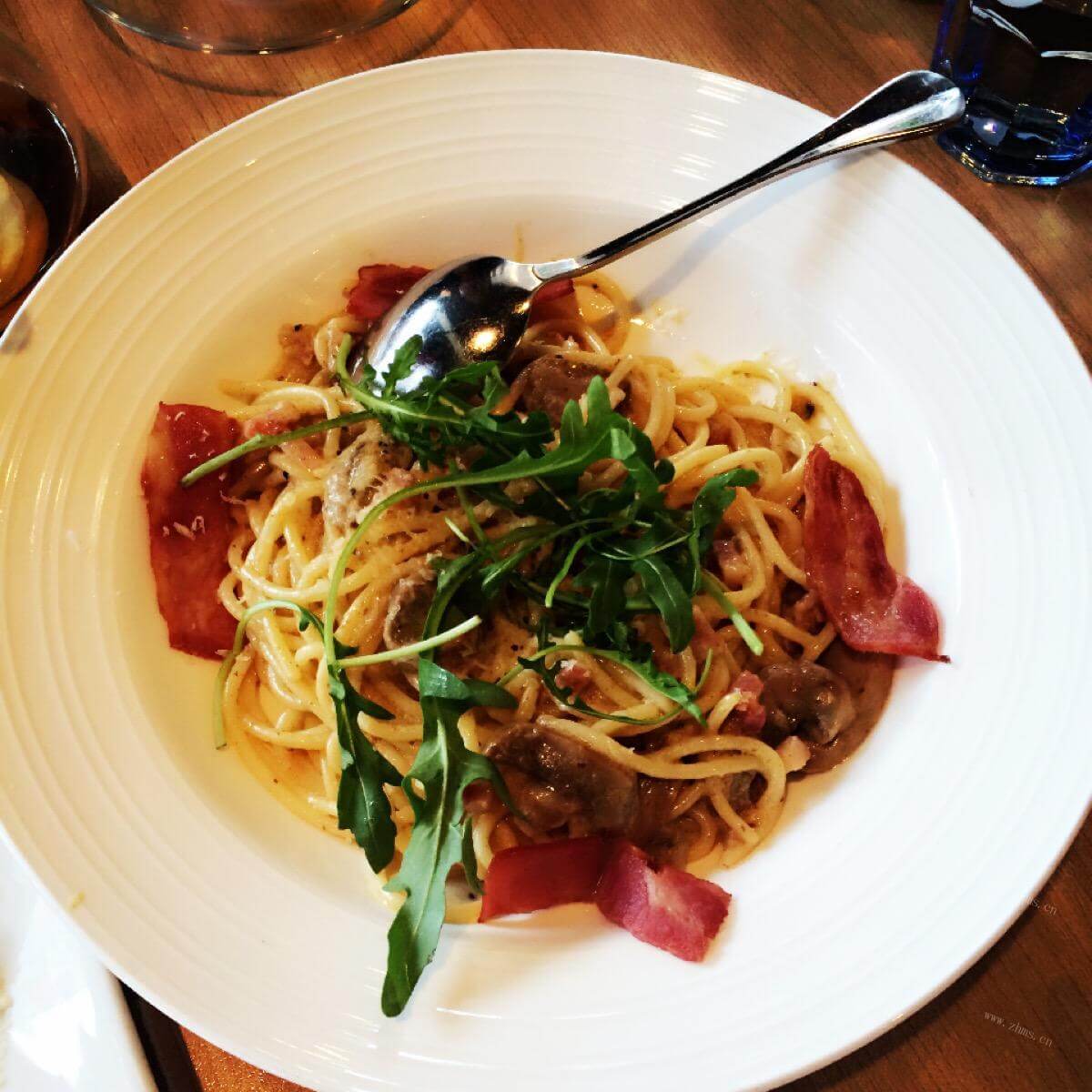 美味的土豆豆角焖面