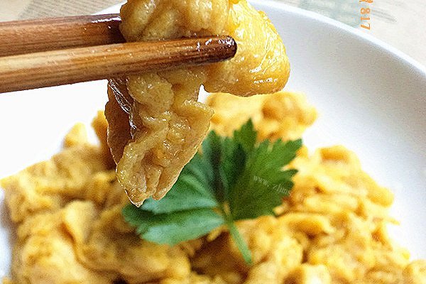 头道菜烹出美味蟹黄蛋