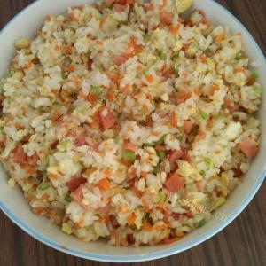 营养美食之蛋炒饭