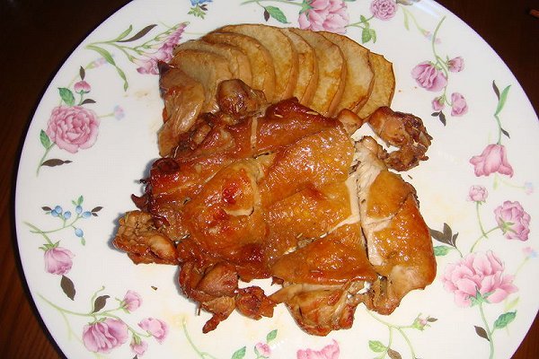 烤迷迭香苹果鸡腿