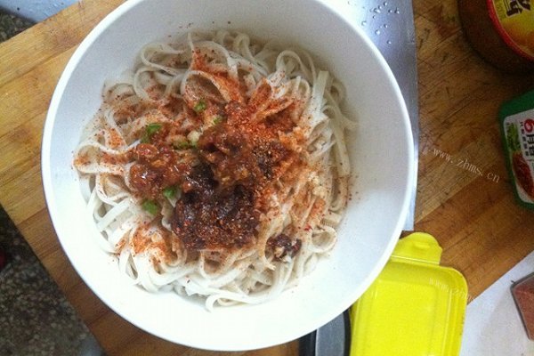 挂面版油泼面