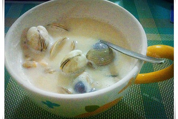 自制味增蛤蜊豆腐汤