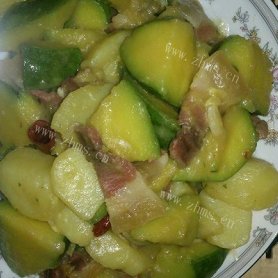 小瓜焖土豆