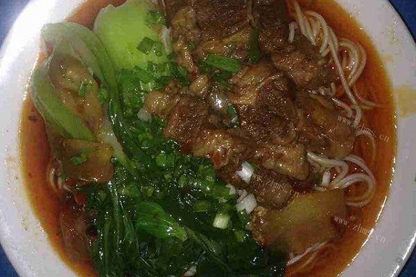 香辣牛腩面