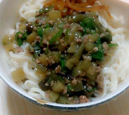 简易茄丁肉沫打卤面