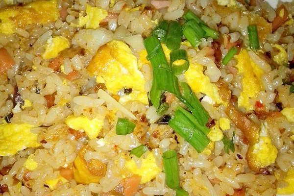 火腿蛋炒饭