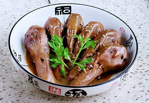 麻辣鸭头