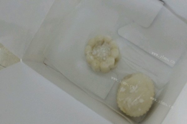 冰皮月饼（椰蓉奶黄）