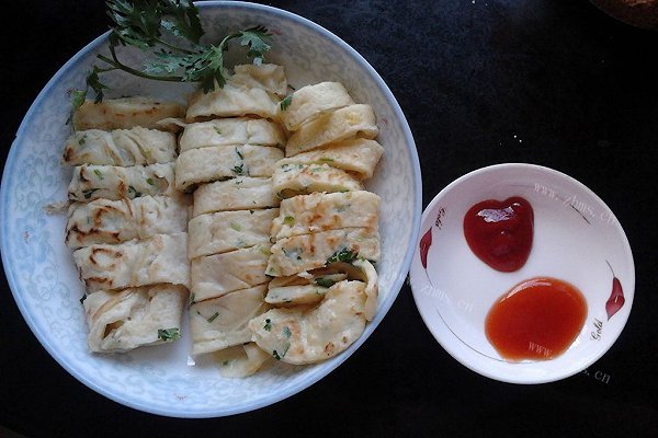 香菜鸡蛋卷