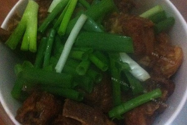 家常飘香排骨