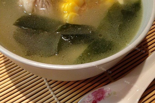 海带玉米排骨汤