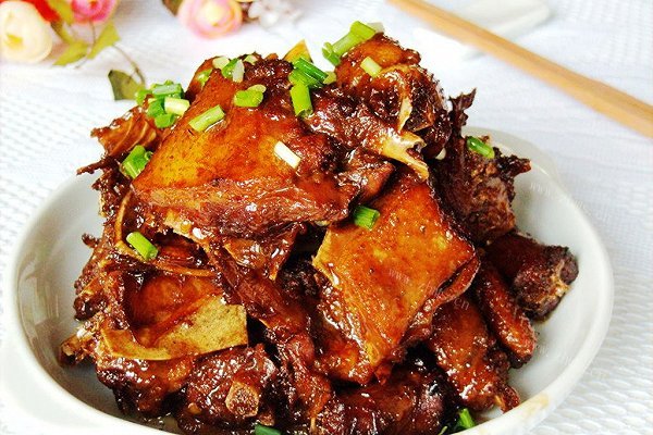 红烧鸭块