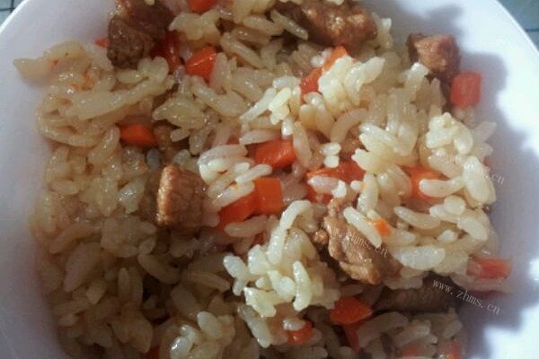 胡萝卜肉丁饭