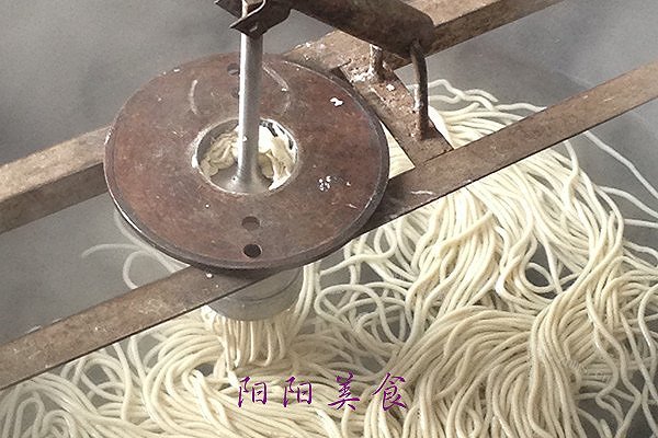 农家美食-荞面饸饹