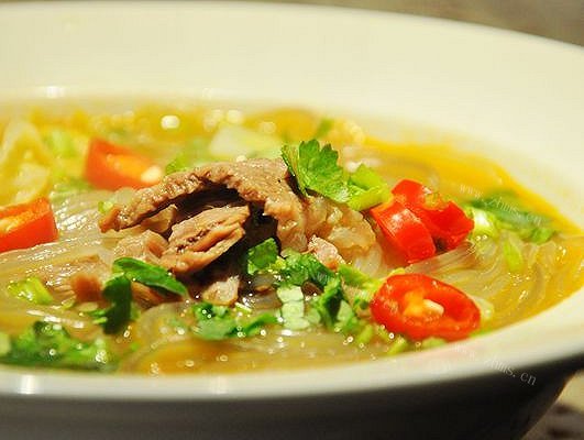 家庭版鲜辣牛腩粉条