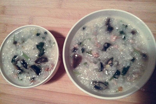 家常皮蛋瘦肉粥