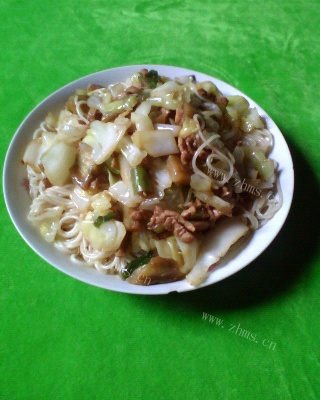 家常肉丝热拌面