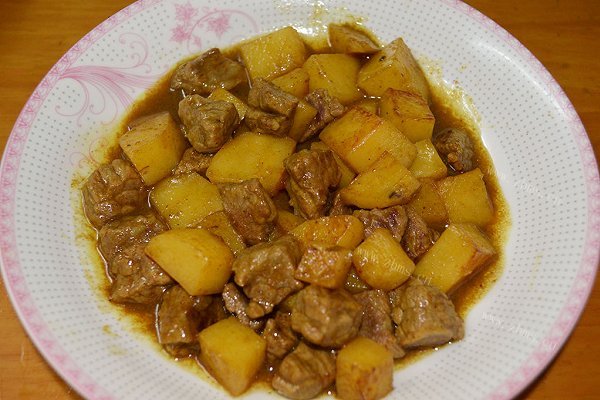 美味咖喱土豆牛肉