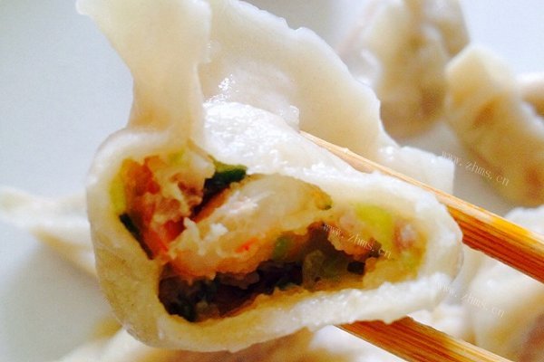 黄瓜虾仁水饺