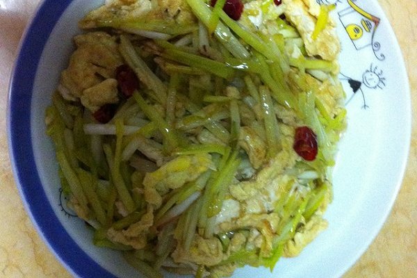 蒜黄炒鸡蛋