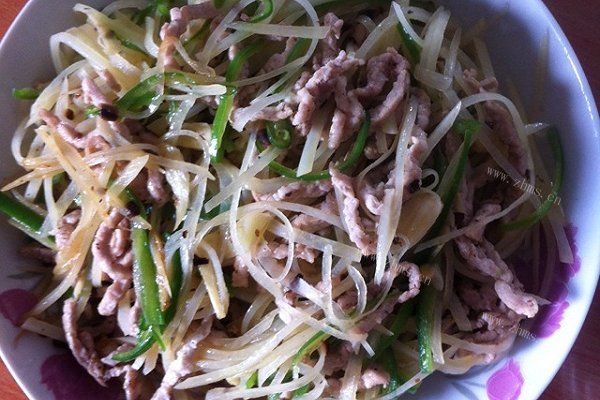 土豆炒肉丝