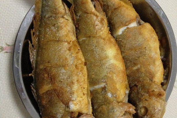 香煎黄鱼