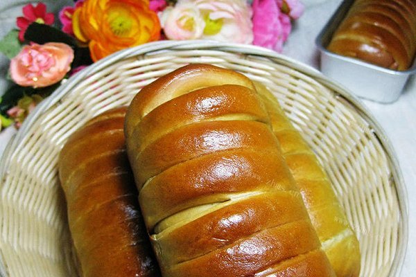 自制抹茶豆沙小面包