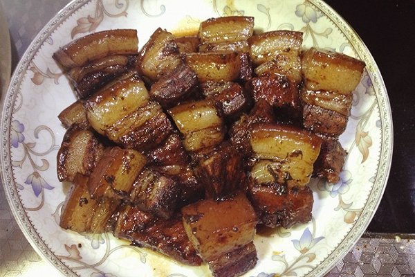普洱茶香五花肉