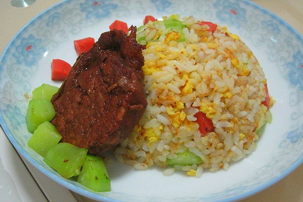 家常什锦黄金炒饭~