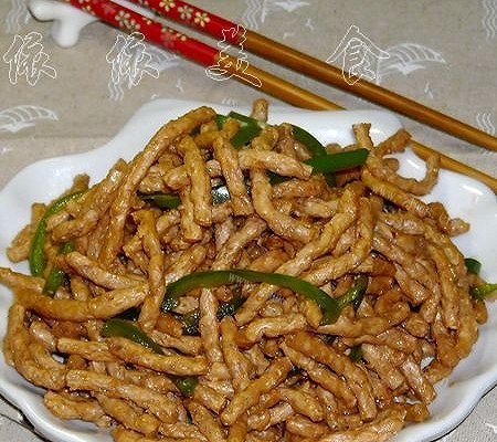 家常青椒肉丝（素）