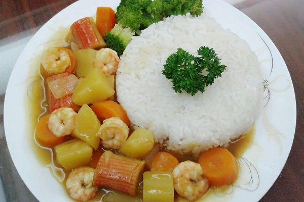 美味鲜虾咖喱饭