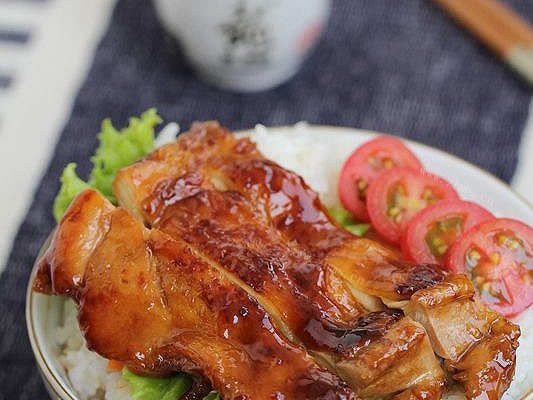 拉歌蒂尼菜谱：照烧鸡排