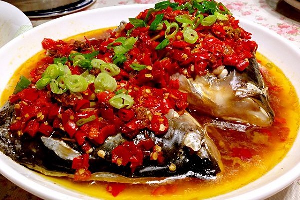 美味剁椒鱼头
