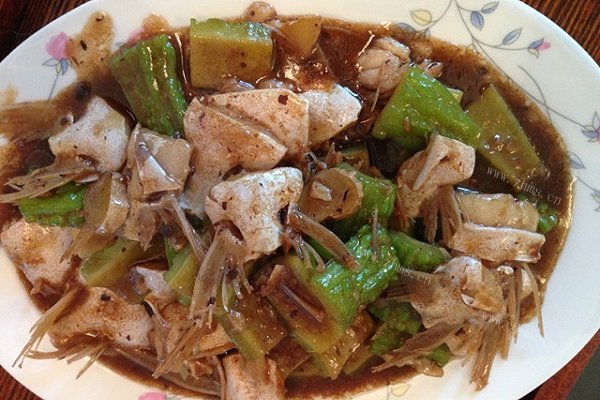 豉汁凉瓜鮰魚趐
