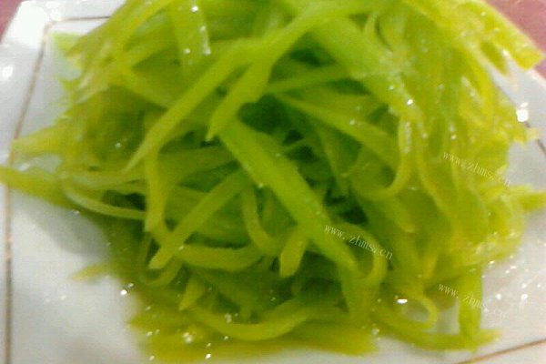 凉拌莴笋丝