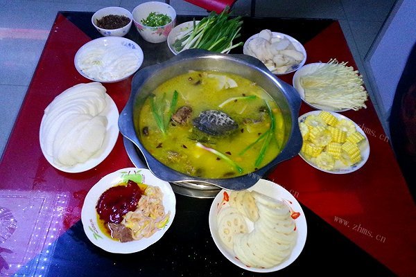 土鸡甲鱼汤锅