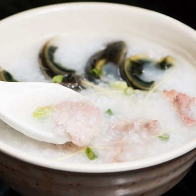 营养早餐皮蛋瘦肉粥