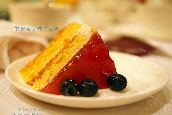 杏酱椰香海绵蛋糕