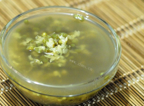 好喝的绿豆薏米糖水