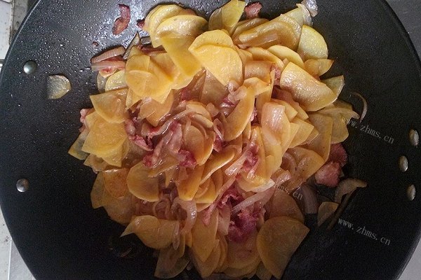 土豆洋葱肉