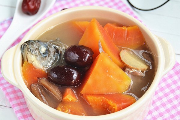 红枣鲫鱼木瓜汤